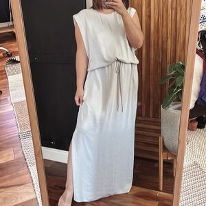 Vince washed Satin Drawstring Waist Pullover Maxi Dress.‎ Size S